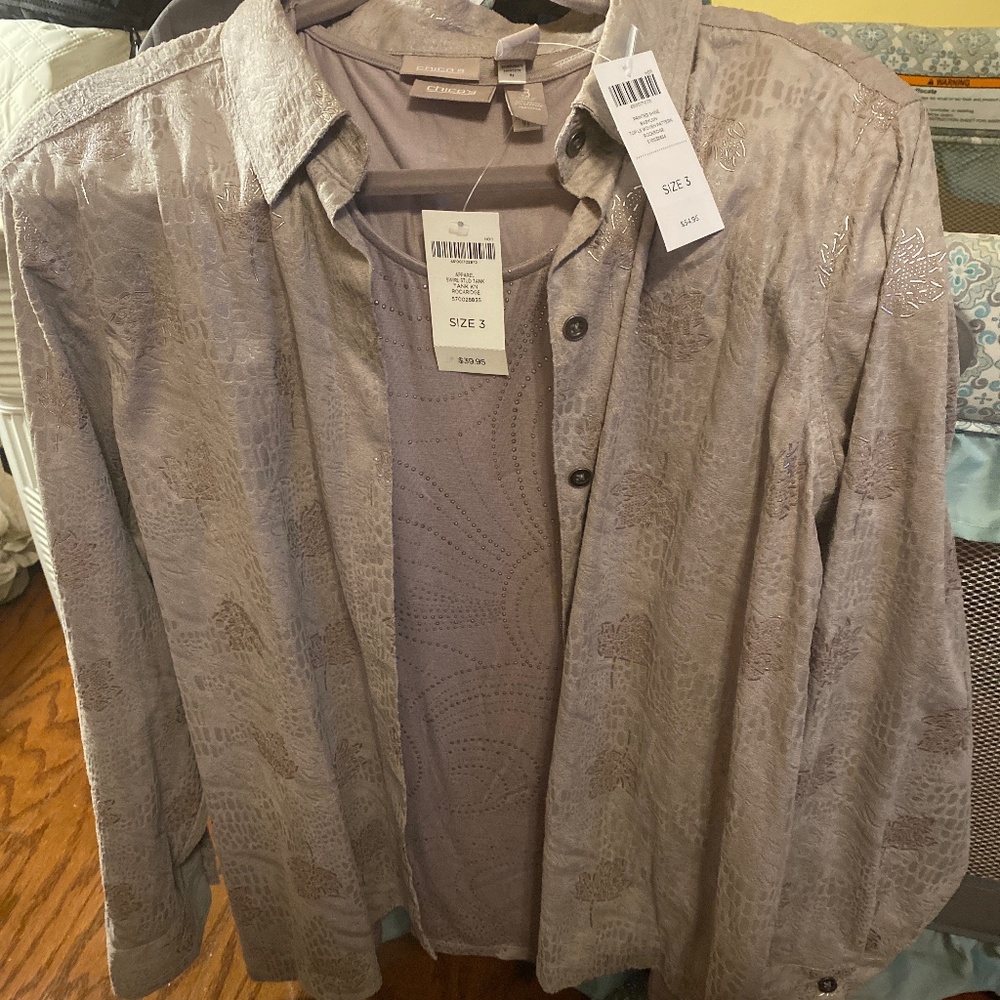 Chico’s size 3  ( 2 pc ) NWT